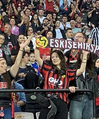 Eskişehirspor - Karşıyaka maçının biletleri satışa çıktı