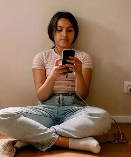 Gençler arasında hızla yayılıyor; Akıllı telefonlar sandığınız kadar masum olmayabilir