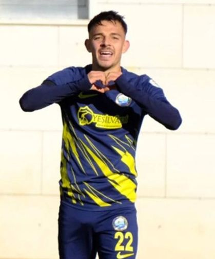 Eskişehirspor’da taraftarın istediği sağ bek için imza aşamasına geçildi