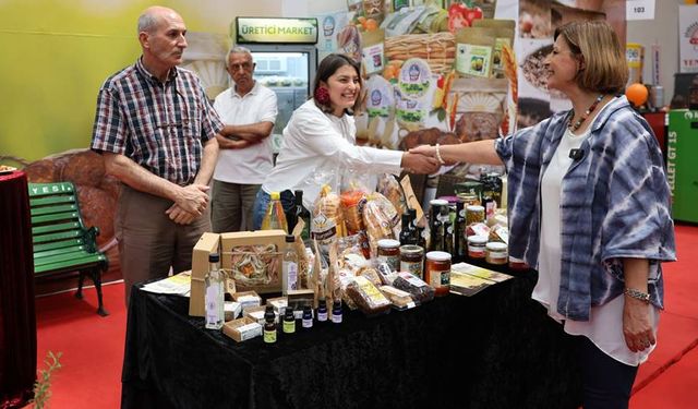 Ayşe Ünlüce Eskişehirli üreticiler ile bir araya geldi