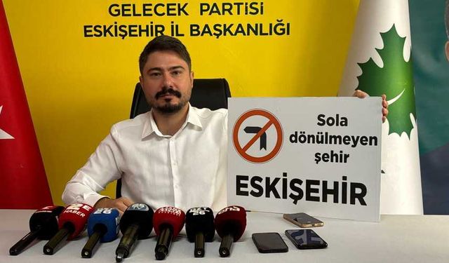 Gelecek Partisi'nden Eskişehir girişi için tabela önerisi