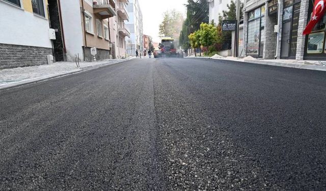 Emirdağ’da sıcak asfalt çalışması tamamlandı