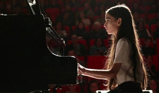 Eskişehir'de Atatürk’ü Anma Konseri'nde duygu dolu anlar yaşandı