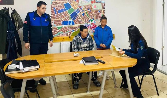 Eskişehir'de çocuğunu dilendiren kadın yakayı ele verdi