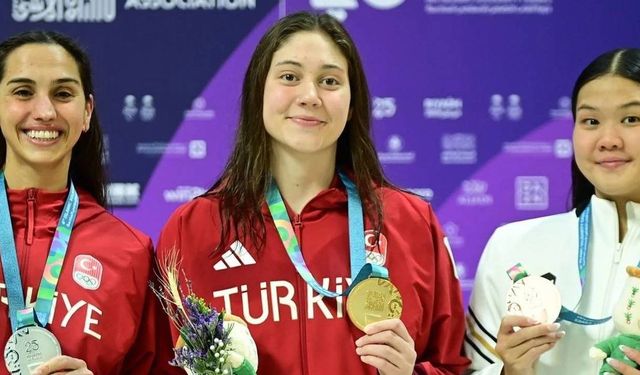 Eskişehirli yüzücü Sudem Denizli altın madalyanın sahibi oldu