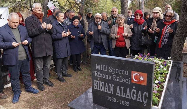 Sinan Alağaç vefatının 40. yılında mezarı başında anıldı