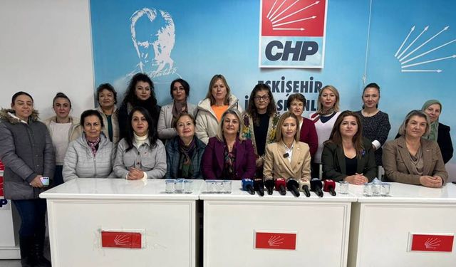 CHP Eskişehir İl Kadın Kolları: "Eşitlik mücadelemizi büyütmek için omuz omuza yürümeye devam edelim"