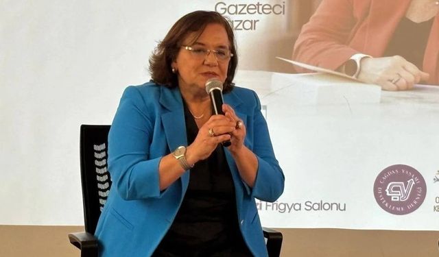 Gazeteci Çiğdem Toker Eskişehir’de konuştu: “Bu sözleşmeler ticari sır değildir”