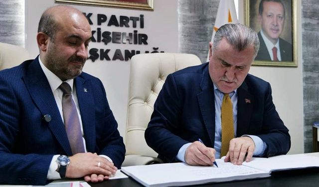 Gürhan Albayrak'tan Bakan Osman Aşkın Bak'a Eskişehirspor için talep