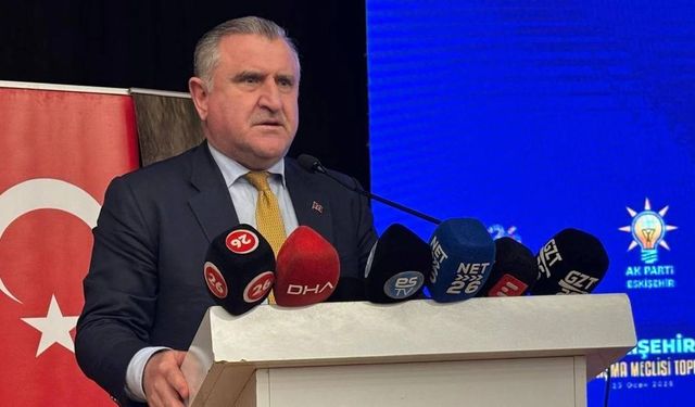 Osman Aşkın Bak Eskişehir’de konuştu: “Birini açtık, birinin temelini attık”