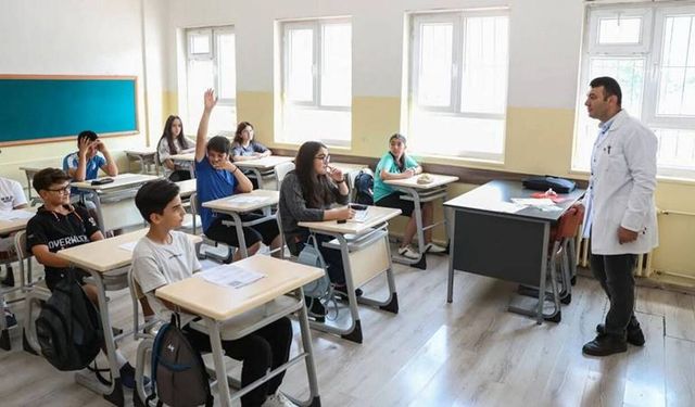 MEB 2026-2027 eğitim takvimini açıkladı: Okulların açılacağı tarih belli oldu