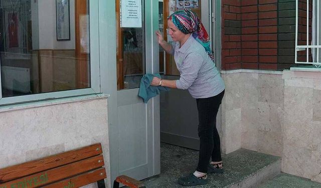 Eskişehir’de Ramazan öncesi camilerde yoğun mesai başladı