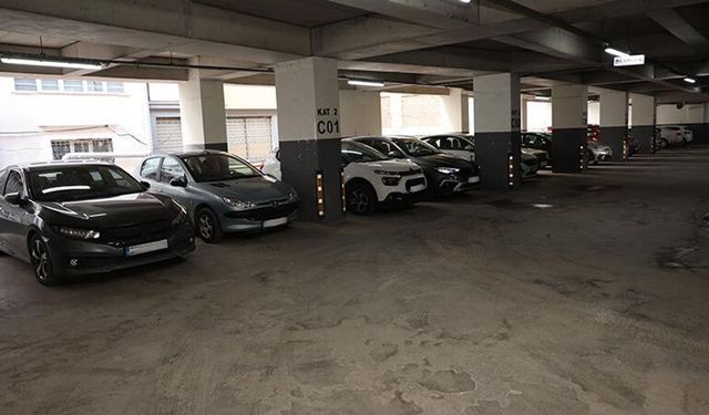 Eskişehir'de artan araç sayısı otopark tartışmasını yeniden gündeme getirdi