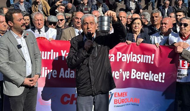 Eskişehir’de 82 yaşındaki emekli elinde sefertasıyla isyan etti