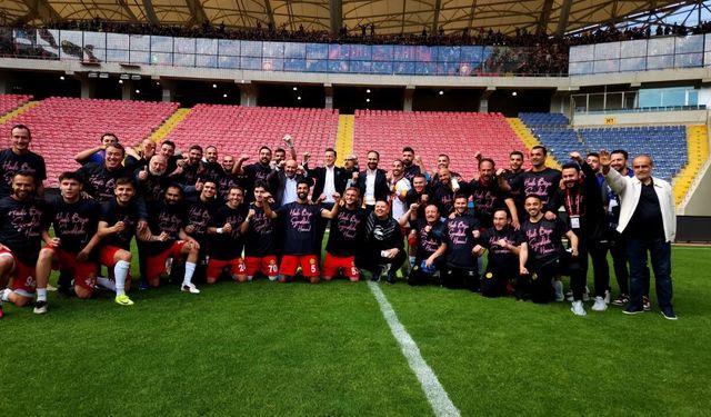 AK Parti Eskişehir'den Eskişehirspor’a prim desteği