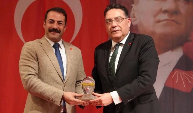 CHP Genel Başkan Yardımcısı Yankı Bağcıoğlu Eskişehir'deydi