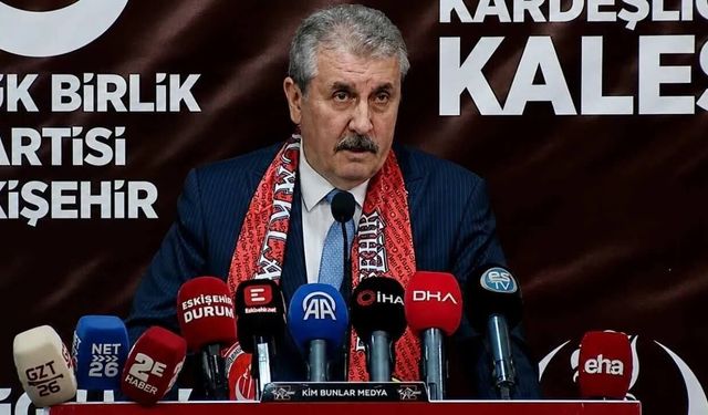 Eskişehir’de konuşan Mustafa Destici’den nüfus uyarısı: “Doğurganlık düşüyor, radikal adımlar şart”