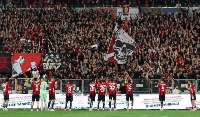 Eskişehirspor–Ayvalıkgücü rövanşının biletleri 1 saatte tükendi