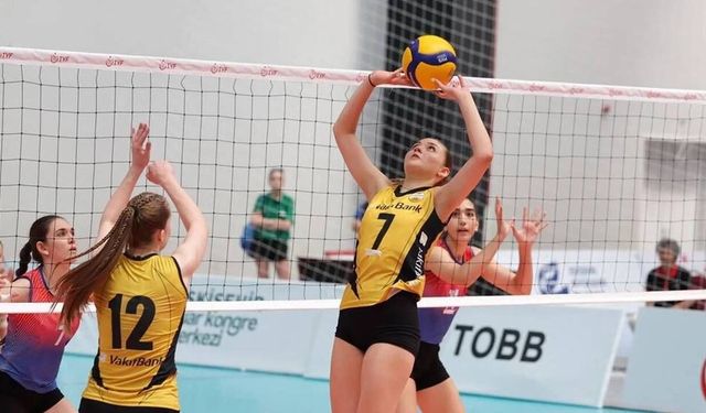 Voleybolda forma giyecekler dikkat: Yeni kurallar yürürlüğe girdi