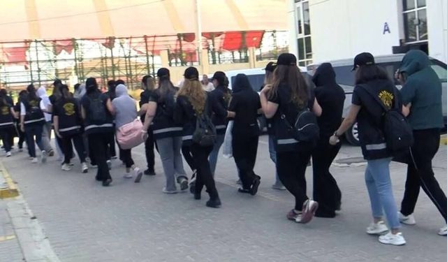 Eskişehir'de 8 masaj salonuna operasyon yapıldı