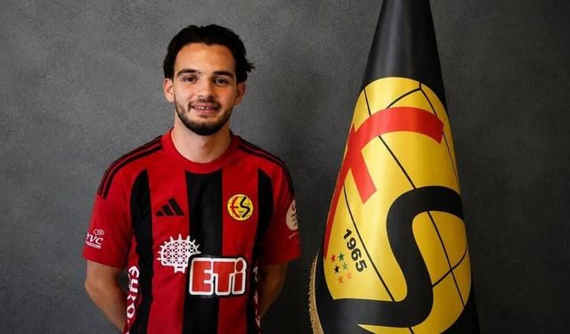 Eskişehirspor'dan orta sahaya genç takviye: İmzalar atıldı