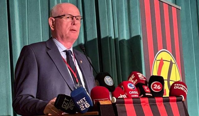 Kazım Kurt'tan Eskişehirspor çağrısı: "Bu kulüp siyaset üstüdür"