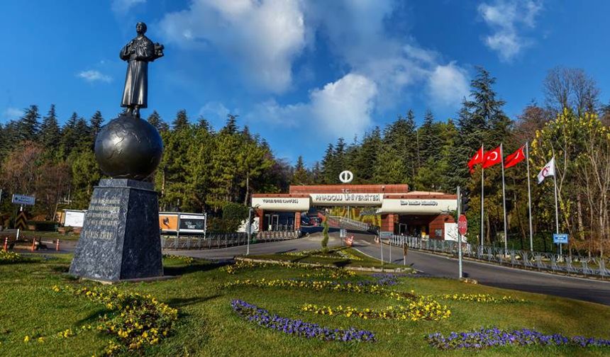 Anadolu Üniversitesi’nin yeni bölümlerine yoğun ilgi