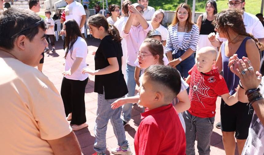 Eskişehir'de yaz boyunca süren engelsiz yaz kursları sona erdi