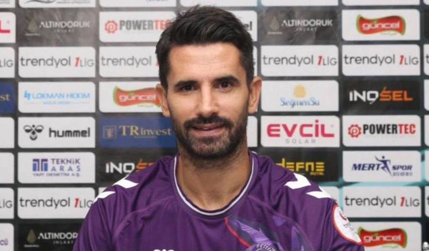 Alper Potuk takımına veda etti