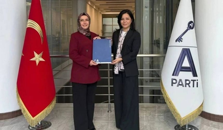 Ayşe Gürer Anahtar Parti Eskişehir İl Kadın Kolları Başkanı olarak atandı