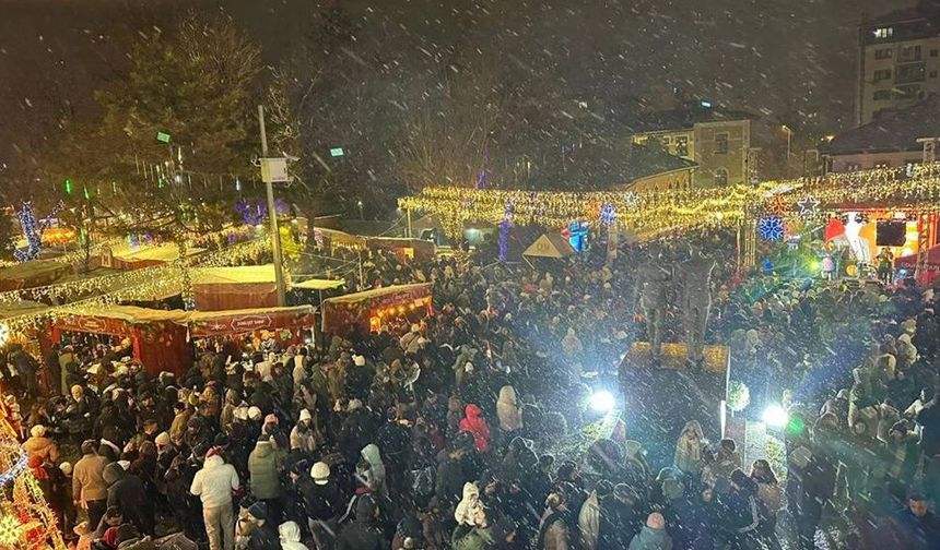 Eskişehir’de Odunpazarı Yeni Yıl Pazarı ziyaretçi akınına uğradı