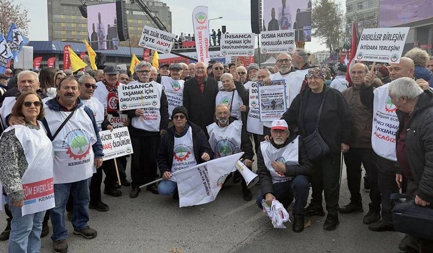 Utku Çakırözer: “2025 sefaleti ve umutsuzluğu büyüttü”