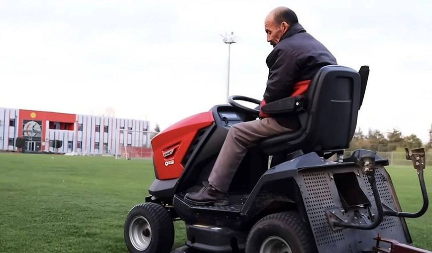 Eskişehirspor’un emektar ismi Sedat Özten hayatını kaybetti