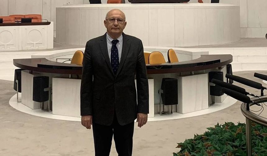 Eskişehir Milletvekili Utku Çakırözer’den tutuklu gazeteciler için çağrı