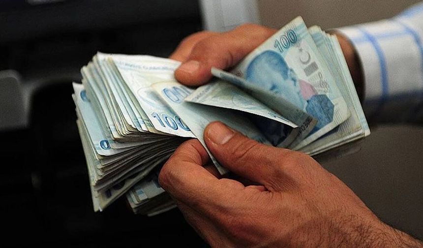 Emekliler dikkat; Bayram ikramiyesi için beklenen o haber sonunda geldi