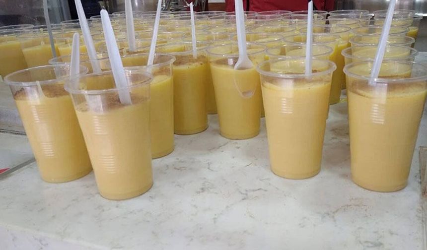 İftar sonrası bardak bardak içiliyor; Bozaya yoğun ilgi var