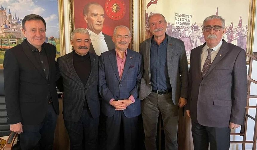 Koca Çınar Grubu’ndan Yılmaz Büyükerşen’e ziyaret