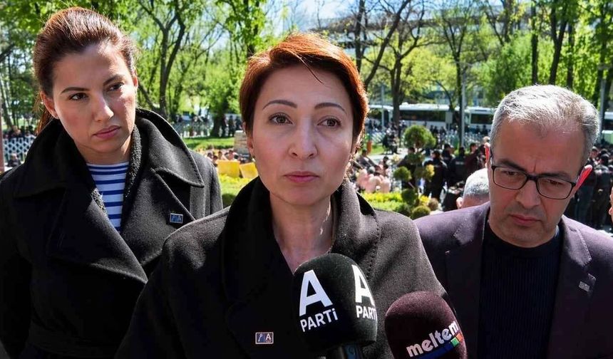 Anahtar Parti heyeti açlık grevindeki madencileri ziyaret etti