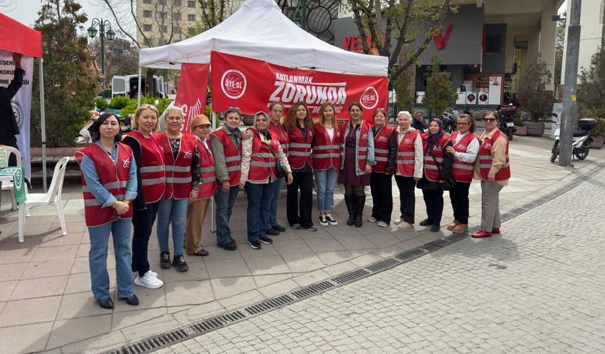 CHP Eskişehir İl Kadın Kolları’ndan üye seferberliği: "Katlanmak Zorunda Değilsiniz"