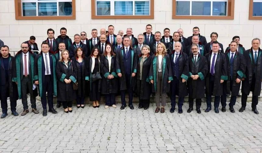 Eskişehir Barosu Yalova’daydı: "Savunma hakkına yönelen tehdide geçit yok"