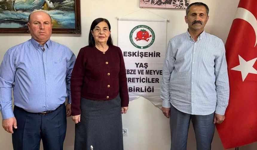 Jale Nur Süllü üreticileri ziyaret etti: "Çiftçiye ve emekliye ceza kesiliyor"