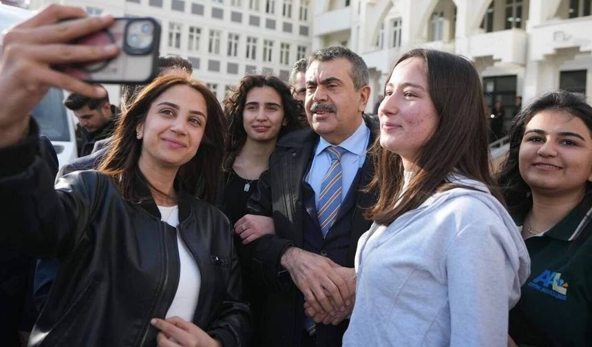 Milli Eğitim Bakanı Yusuf Tekin'den birlik vurgusu