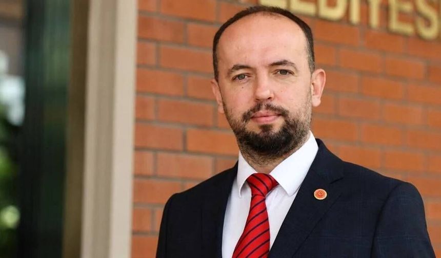 Ali Semih Ünlü: "Tepebaşı halkı açıklama bekliyor"