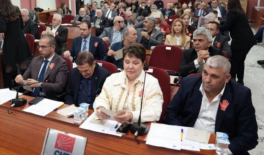 Eskişehir’de CHP’li meclis üyelerinden örgüt iradesi vurgusu