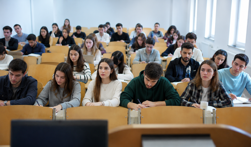 Öğrencileri ilgilendiriyor: YÖK'ten vakıf üniversitelerine kritik uyarı