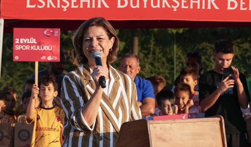 Eskişehir’de 700 minik sporcu aynı sahada buluştu