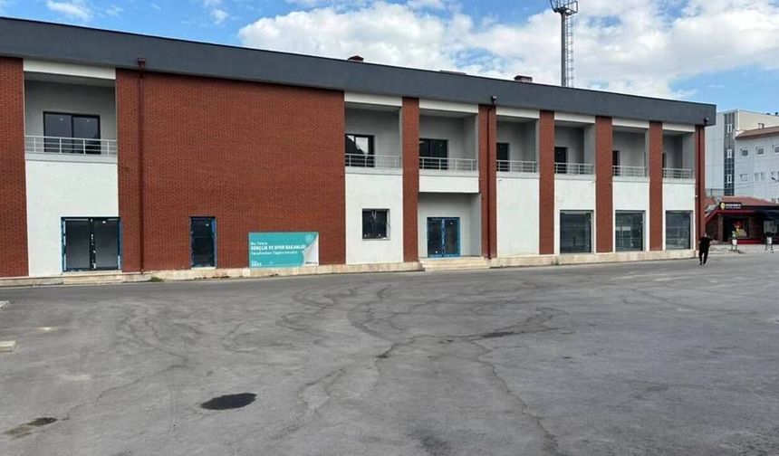 Eskişehirspor’un altyapı binası yaklaşık 3 yıldır bekliyor: Fesih Bingöl'den çağrı geldi
