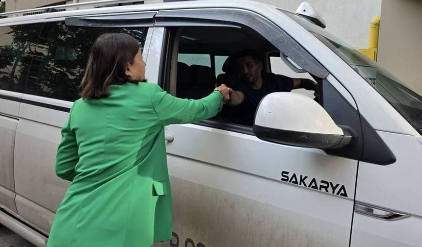 Minibüsçü esnafından Jale Nur Süllü’ye ulaşım ve çalışma koşullarıyla ilgili talepler geldi