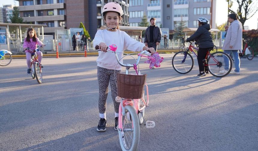 Tepebaşı İklim Haftası’nda 39 kişi bisikletle tanıştı