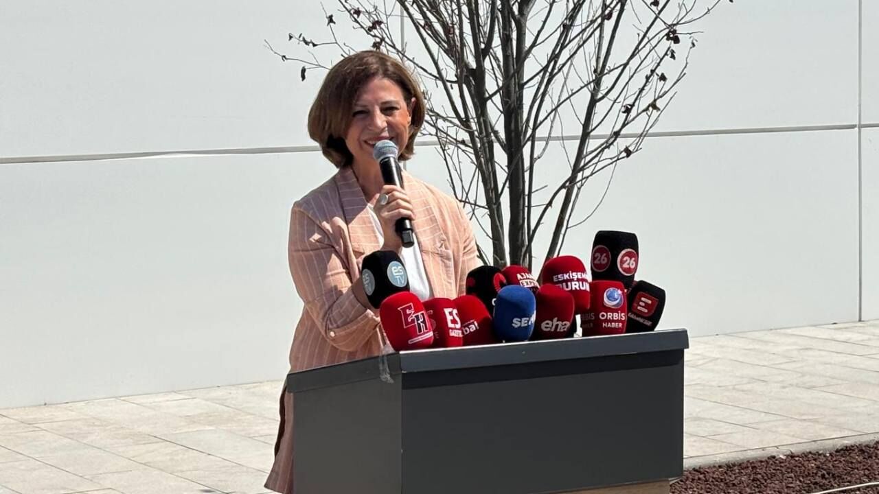 Ayşe Ünlüce-5